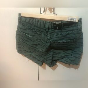 BlankNyc Green Animal print distressed shorts